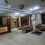 Hotel Tela Inn Plaza Near Igi Airport