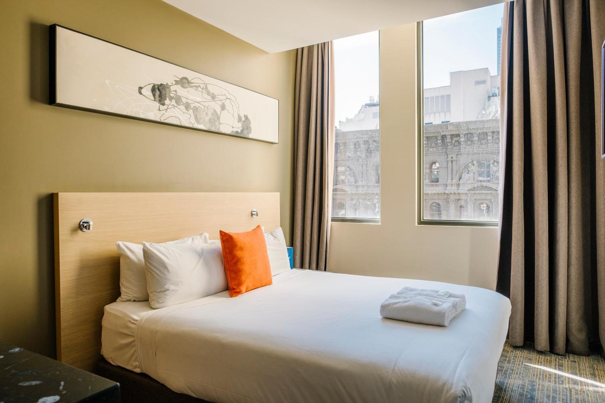 Tela Plaza Near Igi Airport Hotel New Delhi